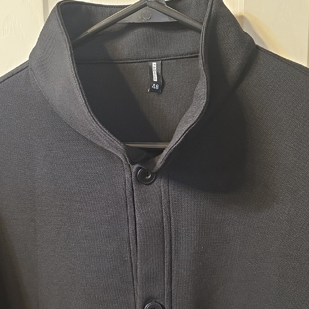 Elegant Black Women's Blazer - Picture 2 of 2